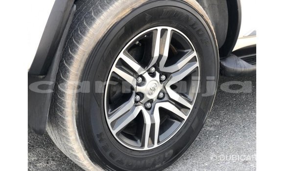 Acheter Import Voiture Toyota Fortuner Blanc à Import - Dubai, État d'Abia Acheter Import Voiture Toyota Fortuner Blanc à Import - Dubai, État d'Abia