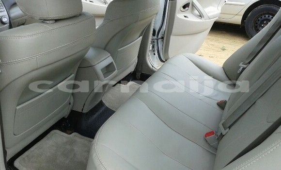 Acheter Occasion Voiture Toyota Camry Blanc à Lagos, État de Lagos Acheter Occasion Voiture Toyota Camry Blanc à Lagos, État de Lagos