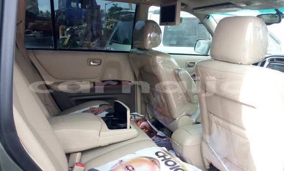 Acheter Neuf Voiture Toyota Highlander Beige à Lagos, État de Lagos Acheter Neuf Voiture Toyota Highlander Beige à Lagos, État de Lagos