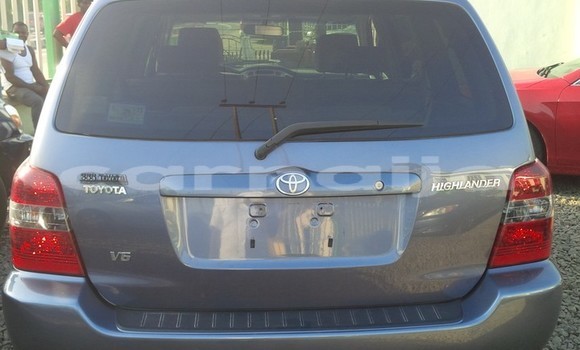 Buy New Toyota Highlander Beige Car in Lagos in Lagos State Buy New Toyota Highlander Beige Car in Lagos in Lagos State