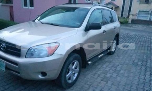 Acheter Occasion Voiture Toyota RAV4 Gris à Lagos, État de Lagos Acheter Occasion Voiture Toyota RAV4 Gris à Lagos, État de Lagos