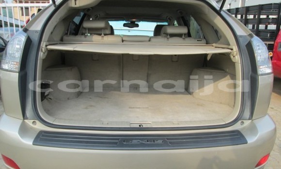 Acheter Occasion Voiture Lexus RX 330 Gris à Lagos, État de Lagos Acheter Occasion Voiture Lexus RX 330 Gris à Lagos, État de Lagos