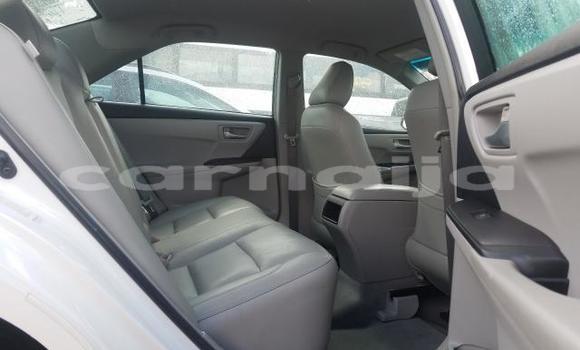 Acheter Import Voiture Toyota Camry Blanc à Abuja, État de Lagos Acheter Import Voiture Toyota Camry Blanc à Abuja, État de Lagos