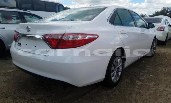 Acheter Import Voiture Toyota Camry Blanc à Abuja, État de Lagos Acheter Import Voiture Toyota Camry Blanc à Abuja, État de Lagos