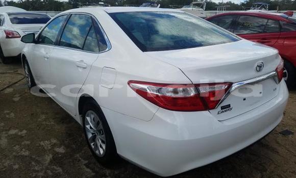 Acheter Import Voiture Toyota Camry Blanc à Abuja, État de Lagos Acheter Import Voiture Toyota Camry Blanc à Abuja, État de Lagos