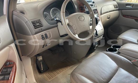 Acheter Import Voiture Toyota Sienna Blanc à Abuja, État de Lagos Acheter Import Voiture Toyota Sienna Blanc à Abuja, État de Lagos