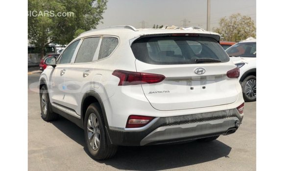 Acheter Import Voiture Hyundai Santa Fe Blanc à Import - Dubai, État d'Abia Acheter Import Voiture Hyundai Santa Fe Blanc à Import - Dubai, État d'Abia