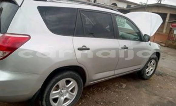 Acheter Occasion Voiture Toyota RAV4 Gris à Lagos, État de Lagos Acheter Occasion Voiture Toyota RAV4 Gris à Lagos, État de Lagos