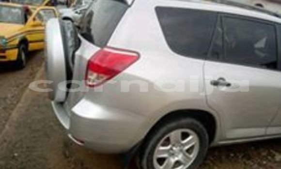 Acheter Occasion Voiture Toyota RAV4 Gris à Lagos, État de Lagos Acheter Occasion Voiture Toyota RAV4 Gris à Lagos, État de Lagos