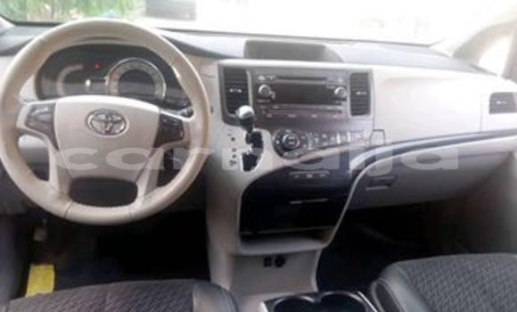 Acheter Occasion Voiture Toyota Sienna Noir à Lagos, État de Lagos Acheter Occasion Voiture Toyota Sienna Noir à Lagos, État de Lagos