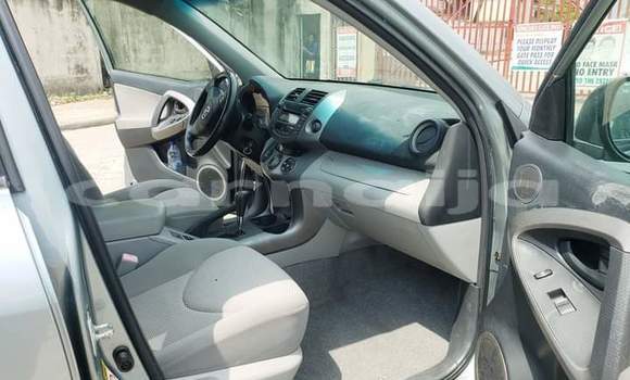 Acheter Occasion Voiture Toyota RAV4 Vert à Lagos, État de Lagos Acheter Occasion Voiture Toyota RAV4 Vert à Lagos, État de Lagos