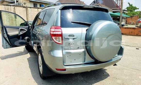 Acheter Occasion Voiture Toyota RAV4 Vert à Lagos, État de Lagos Acheter Occasion Voiture Toyota RAV4 Vert à Lagos, État de Lagos
