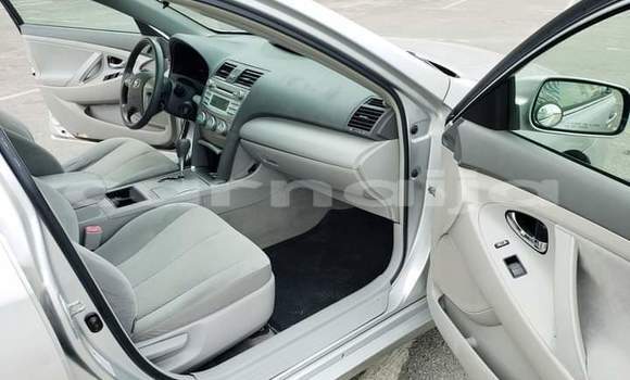 Acheter Import Voiture Toyota Camry Beige à Lagos, État de Lagos Acheter Import Voiture Toyota Camry Beige à Lagos, État de Lagos