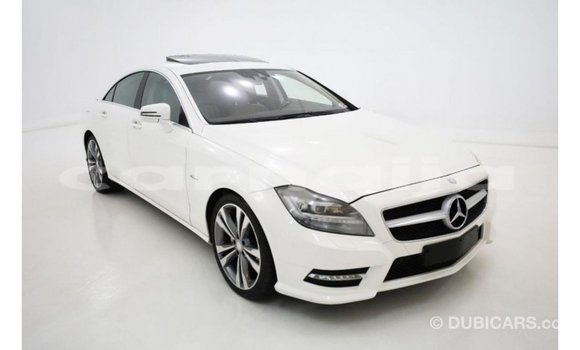 Buy Import Mercedes‒Benz 1117 White Truck in Import - Dubai in Abia State Buy Import Mercedes‒Benz 1117 White Truck in Import - Dubai in Abia State