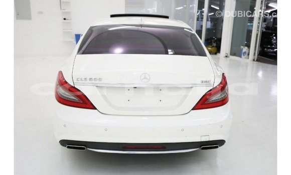 Buy Import Mercedes‒Benz 1117 White Truck in Import - Dubai in Abia State Buy Import Mercedes‒Benz 1117 White Truck in Import - Dubai in Abia State