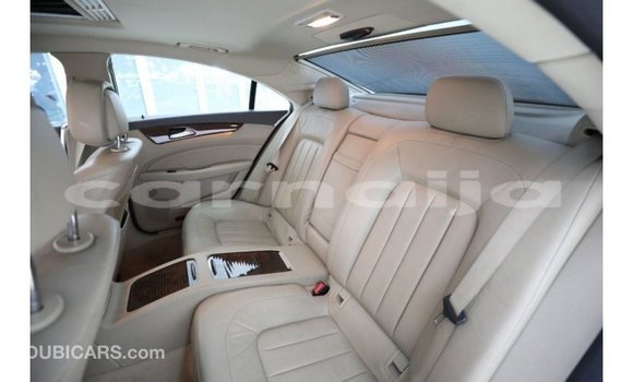 Buy Import Mercedes‒Benz 1117 White Truck in Import - Dubai in Abia State Buy Import Mercedes‒Benz 1117 White Truck in Import - Dubai in Abia State