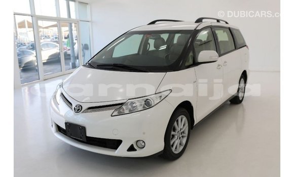 Buy Import Toyota Previa White Car in Import - Dubai in Abia State Buy Import Toyota Previa White Car in Import - Dubai in Abia State