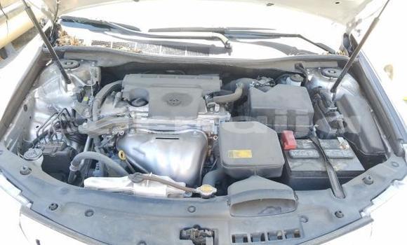 Acheter Import Voiture Toyota Camry Blanc à Abuja, État de Lagos Acheter Import Voiture Toyota Camry Blanc à Abuja, État de Lagos