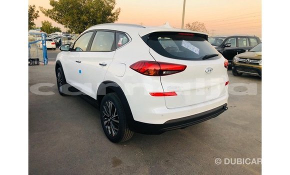 Buy Import Hyundai Tucson White Car in Import - Dubai in Abia State Buy Import Hyundai Tucson White Car in Import - Dubai in Abia State