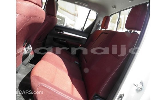Buy Import Toyota Hilux White Car in Import - Dubai in Abia State Buy Import Toyota Hilux White Car in Import - Dubai in Abia State