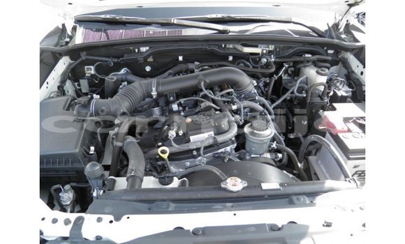 Buy Import Toyota Hilux White Car in Import - Dubai in Abia State Buy Import Toyota Hilux White Car in Import - Dubai in Abia State