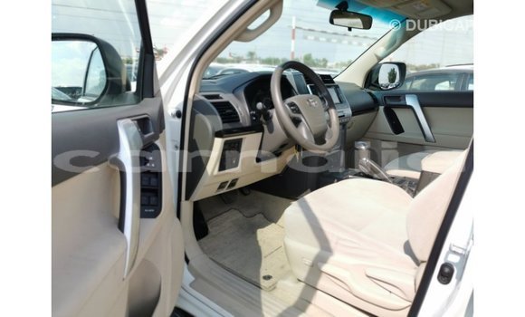 Acheter Import Voiture Toyota Prado Blanc à Import - Dubai, État d'Abia Acheter Import Voiture Toyota Prado Blanc à Import - Dubai, État d'Abia