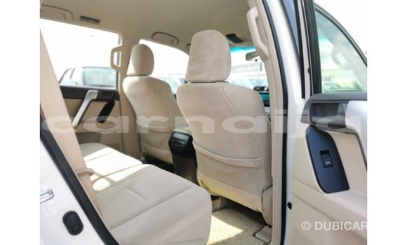 Acheter Import Voiture Toyota Prado Blanc à Import - Dubai, État d'Abia Acheter Import Voiture Toyota Prado Blanc à Import - Dubai, État d'Abia
