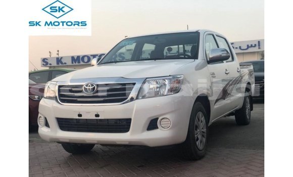 Buy Import Toyota Hilux White Car in Import - Dubai in Abia State Buy Import Toyota Hilux White Car in Import - Dubai in Abia State