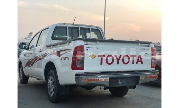 Buy Import Toyota Hilux White Car in Import - Dubai in Abia State Buy Import Toyota Hilux White Car in Import - Dubai in Abia State