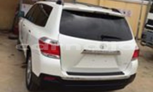 Acheter Occasion Voiture Toyota Highlander Blanc à Lagos, État de Lagos Acheter Occasion Voiture Toyota Highlander Blanc à Lagos, État de Lagos
