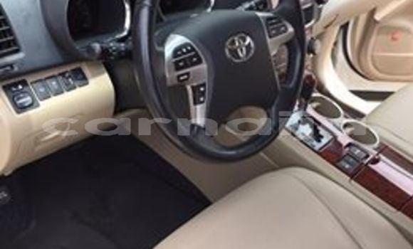 Acheter Occasion Voiture Toyota Highlander Blanc à Lagos, État de Lagos Acheter Occasion Voiture Toyota Highlander Blanc à Lagos, État de Lagos