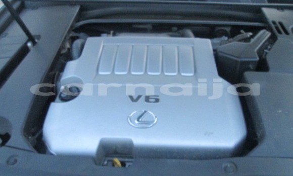 Buy New Lexus ES 300 Silver Car in Buji in Jigawa Buy New Lexus ES 300 Silver Car in Buji in Jigawa