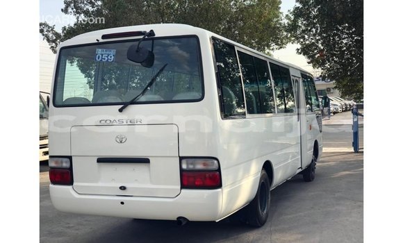 Buy Import Toyota Coaster White Car in Import - Dubai in Abia State Buy Import Toyota Coaster White Car in Import - Dubai in Abia State