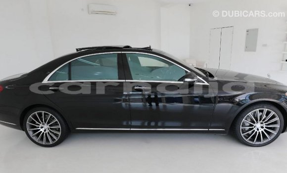 Buy Import Mercedes‒Benz 1117 Black Truck in Import - Dubai in Abia State Buy Import Mercedes‒Benz 1117 Black Truck in Import - Dubai in Abia State