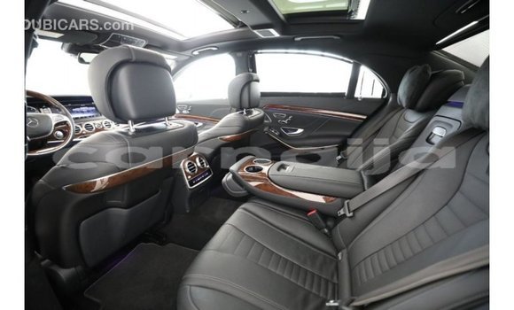 Buy Import Mercedes‒Benz 1117 Black Truck in Import - Dubai in Abia State Buy Import Mercedes‒Benz 1117 Black Truck in Import - Dubai in Abia State