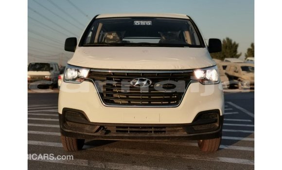 Acheter Import Voiture Hyundai Accent Blanc à Import - Dubai, État d'Abia Acheter Import Voiture Hyundai Accent Blanc à Import - Dubai, État d'Abia