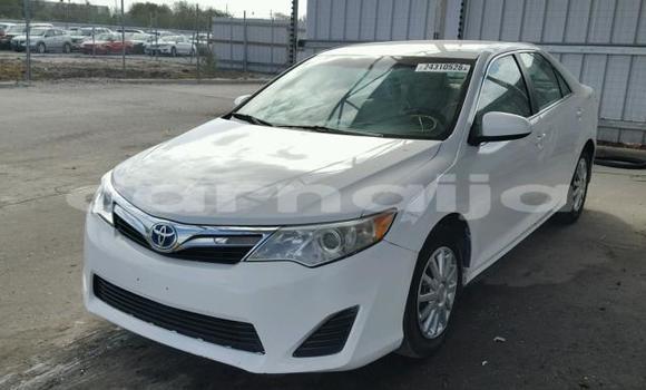 Acheter Occasion Voiture Toyota Camry Blanc à Lagos, État de Lagos