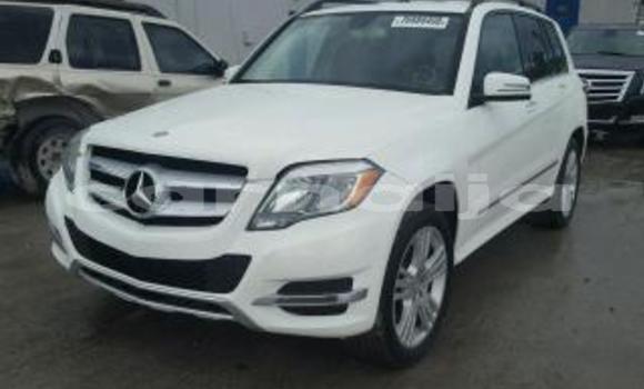 Buy New Mercedes-Benz GLK–Class White Car in Port Harcourt in Rivers State Buy New Mercedes-Benz GLK–Class White Car in Port Harcourt in Rivers State