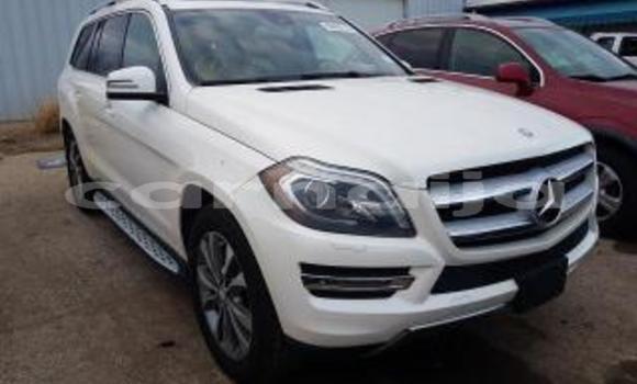 Buy New Mercedes-Benz GLK–Class White Car in Enugu in Enugu State