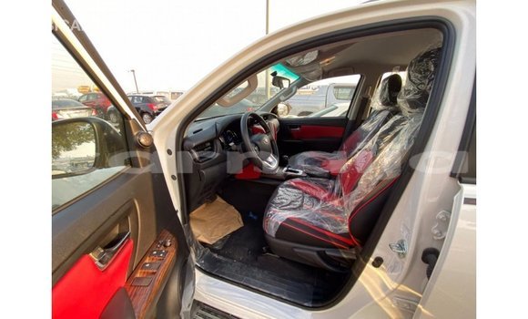 Buy Import Toyota Fortuner White Car in Import - Dubai in Abia State Buy Import Toyota Fortuner White Car in Import - Dubai in Abia State