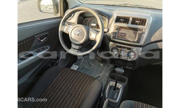 Buy Import Toyota HiAce Other Truck in Import - Dubai in Abia State Buy Import Toyota HiAce Other Truck in Import - Dubai in Abia State