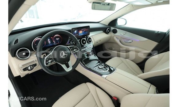 Buy Import Mercedes‒Benz 1117 White Truck in Import - Dubai in Abia State Buy Import Mercedes‒Benz 1117 White Truck in Import - Dubai in Abia State