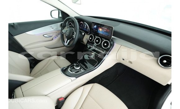 Buy Import Mercedes‒Benz 1117 White Truck in Import - Dubai in Abia State Buy Import Mercedes‒Benz 1117 White Truck in Import - Dubai in Abia State