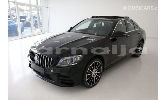 Buy Import Mercedes‒Benz 1117 Black Truck in Import - Dubai in Abia State Buy Import Mercedes‒Benz 1117 Black Truck in Import - Dubai in Abia State