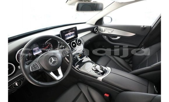 Buy Import Mercedes‒Benz 1117 Black Truck in Import - Dubai in Abia State Buy Import Mercedes‒Benz 1117 Black Truck in Import - Dubai in Abia State