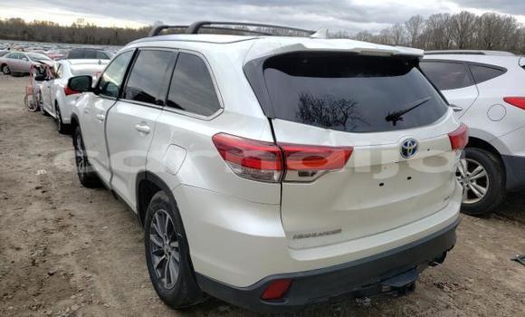 Acheter Neuf Voiture Toyota Highlander Blanc à Akure, État d'Ondo Acheter Neuf Voiture Toyota Highlander Blanc à Akure, État d'Ondo