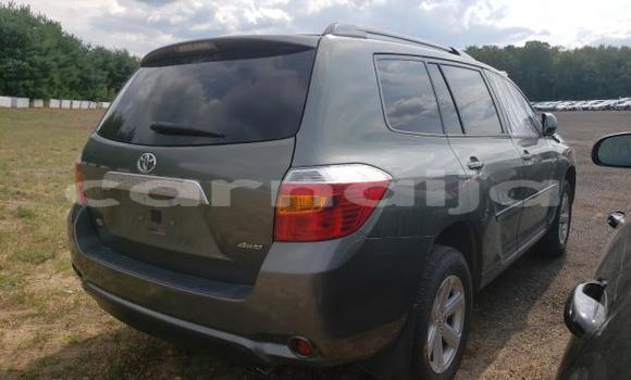 Acheter Neuf Voiture Toyota Highlander Vert à Albasu, État de Kano Acheter Neuf Voiture Toyota Highlander Vert à Albasu, État de Kano