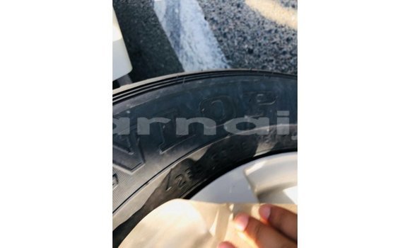 Acheter Import Voiture Toyota Land Cruiser Blanc à Import - Dubai, État d'Abia Acheter Import Voiture Toyota Land Cruiser Blanc à Import - Dubai, État d'Abia