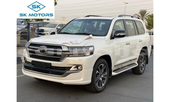 Acheter Import Voiture Toyota Land Cruiser Blanc à Import - Dubai, État d'Abia Acheter Import Voiture Toyota Land Cruiser Blanc à Import - Dubai, État d'Abia