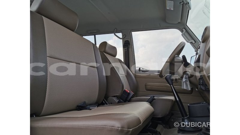 Big with watermark toyota land cruiser abia state import dubai 10746